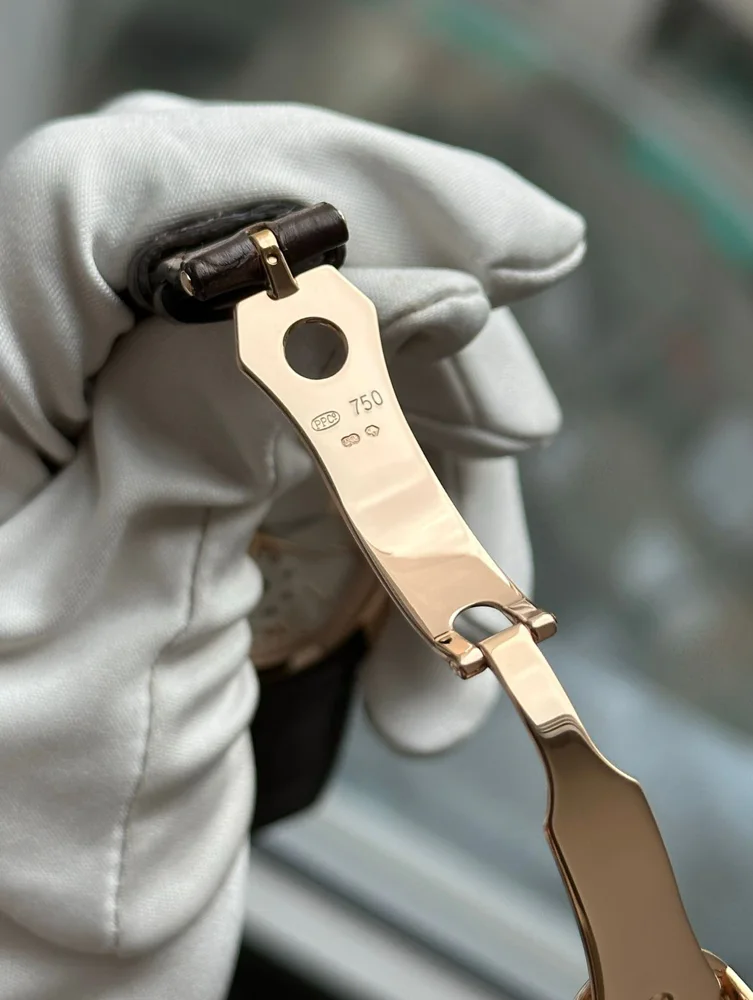 Patek Philippe Travel Time Box + Extract from Archives 2005